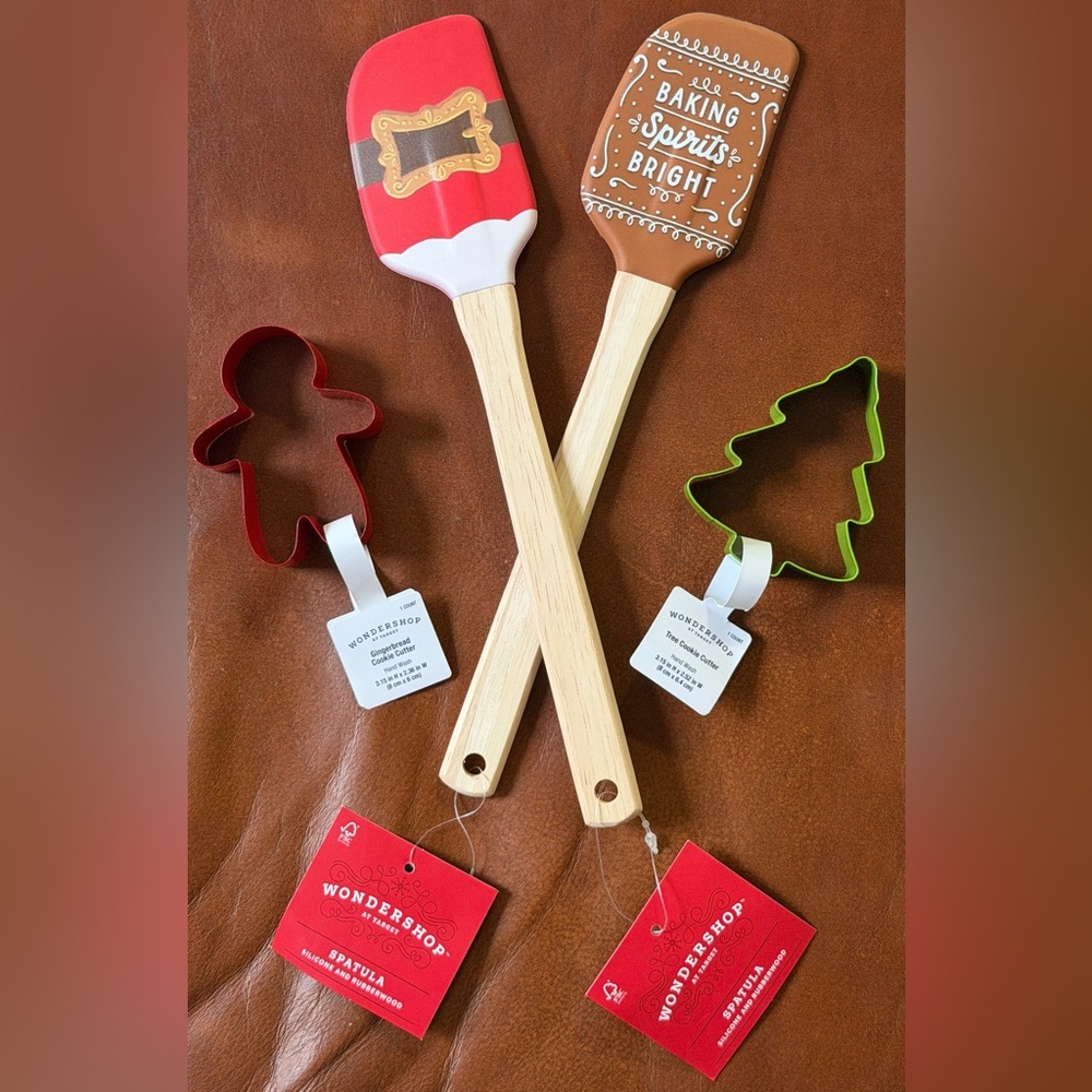 Target 🎯Wondershop,🧑‍🎄s Baking Spirits Bright Holiday Baking Set Bundle, BNWT!